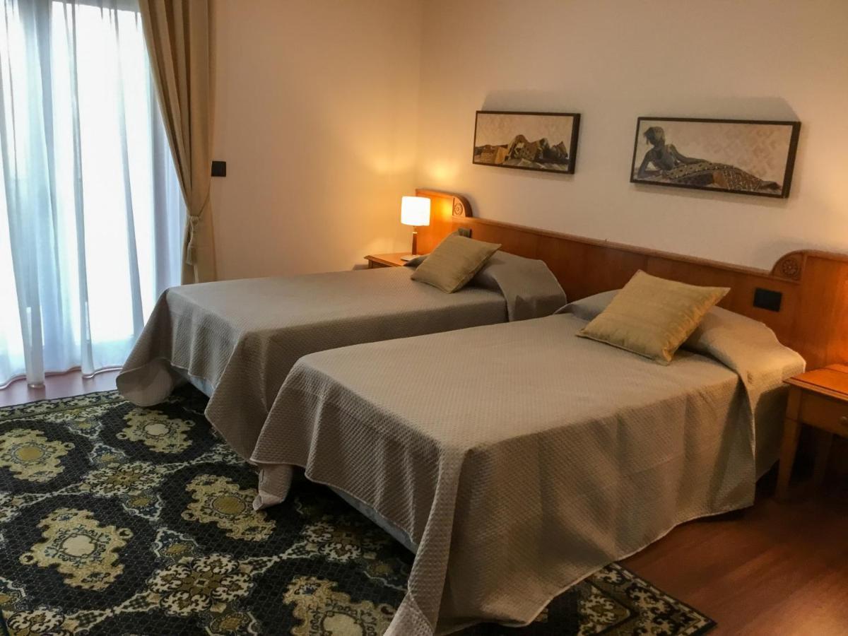 Erania Hotel Sala Consilina Eksteriør billede